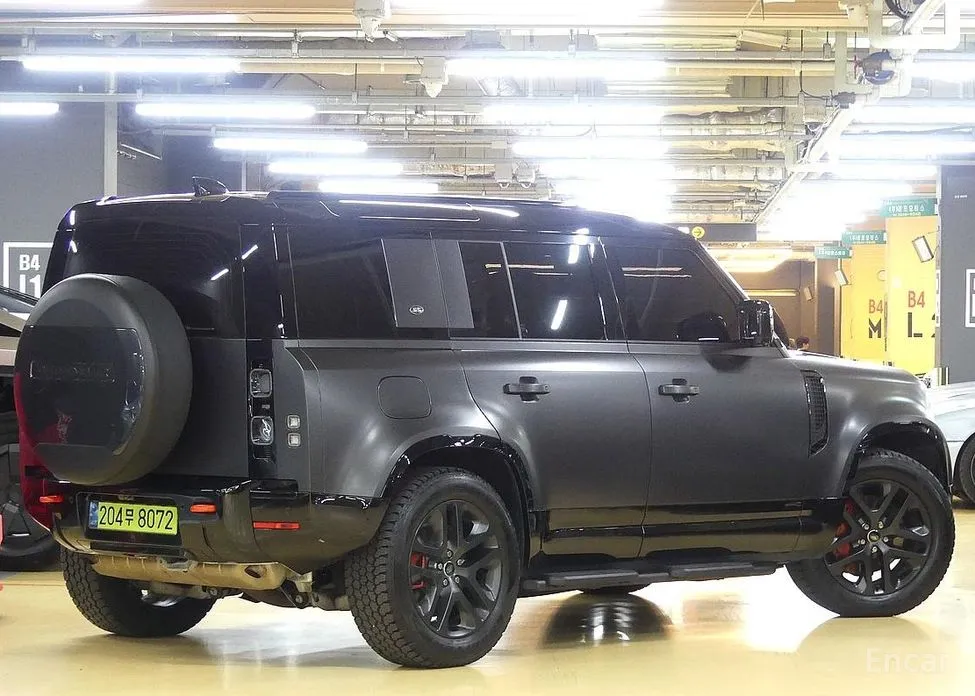 Land Rover Defender 2020 110 P400 X