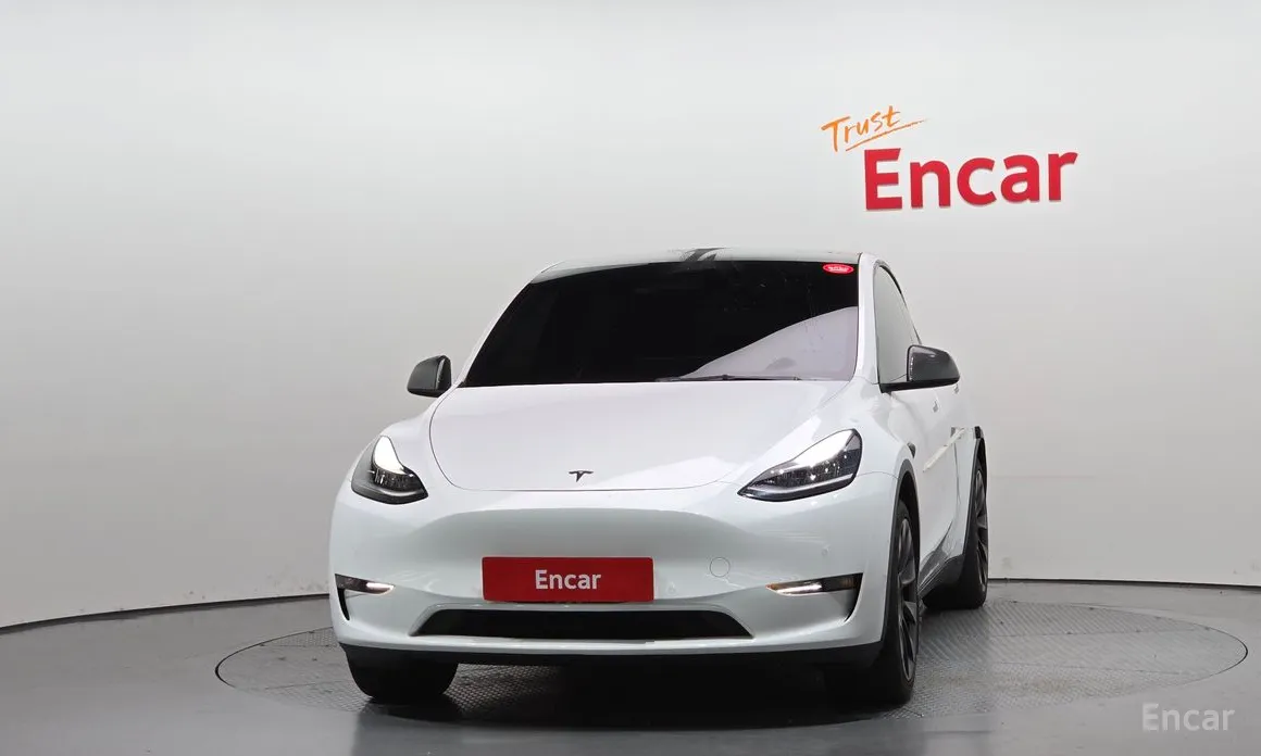 2020 Tesla Model Y