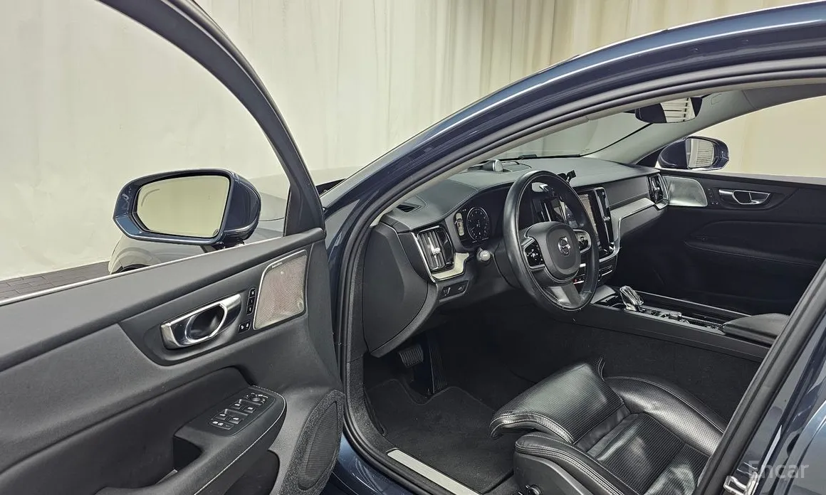 Volvo S60 2019 B5 Inscription