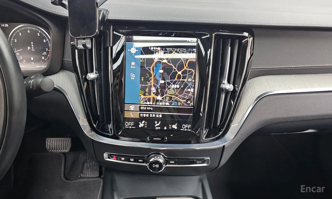 Volvo S60 2019 B5 Inscription