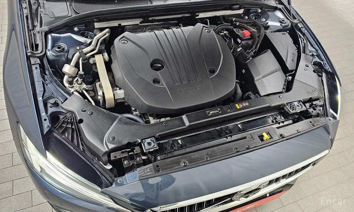 Volvo S60 2019 B5 Inscription