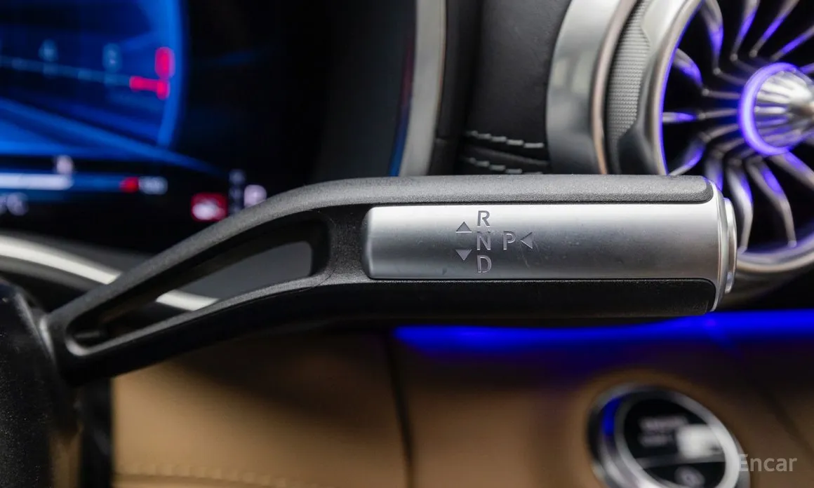 Mercedes-Benz SL-Class 2023 AMG SL63 4MATIC+