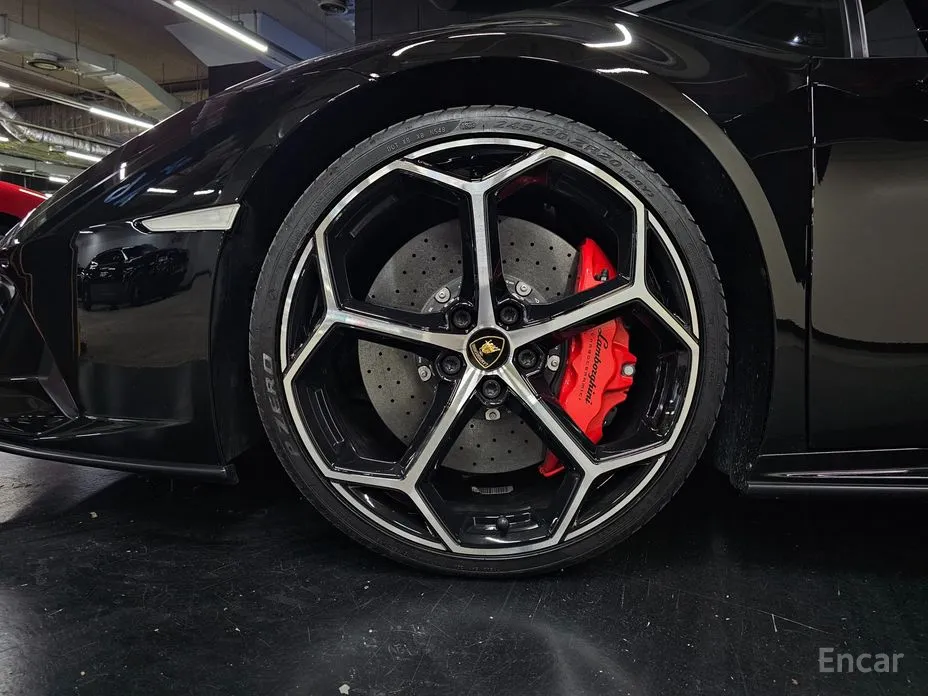 Lamborghini Huracan 2014 LP640-4 EVO Spyder