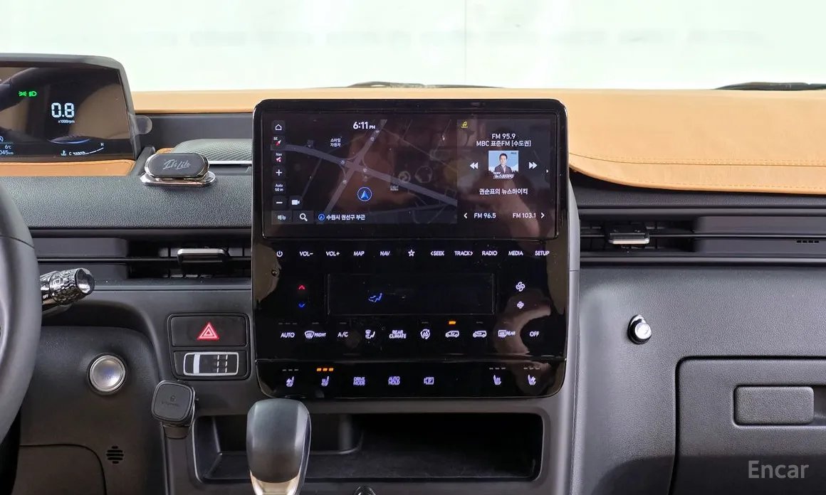 Hyundai Staria 2021 4WD Tourer 9-Seater