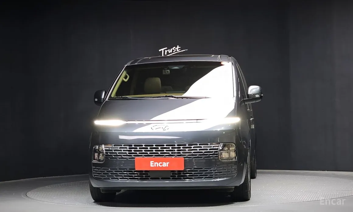 Hyundai Staria 2021 4WD Tourer 9-Seater