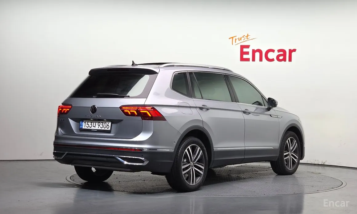 Volkswagen Tiguan 2018 2.0 TSI Prestige
