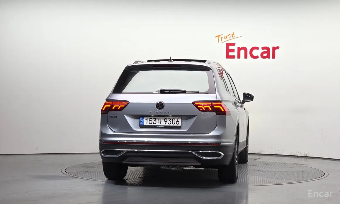 Volkswagen Tiguan 2018 2.0 TSI Prestige