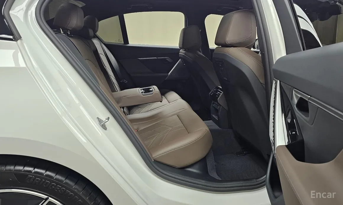 BMW 5 Series 2023 520i M Sport