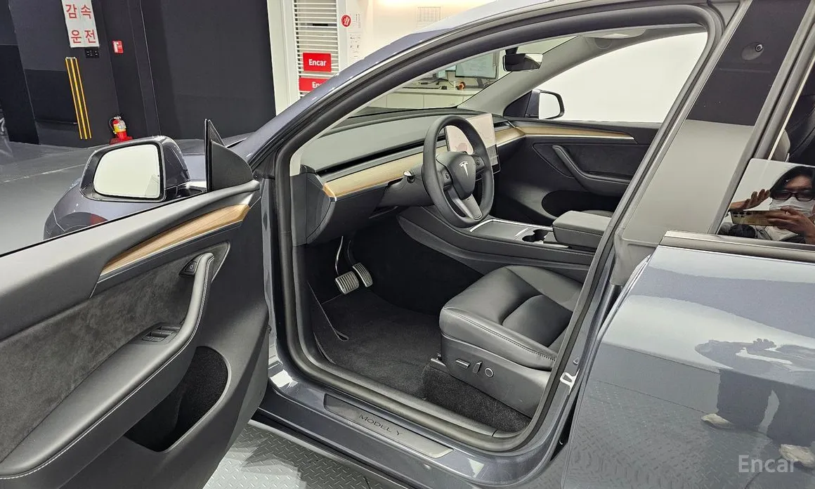 Tesla Model Y 2020 RWD