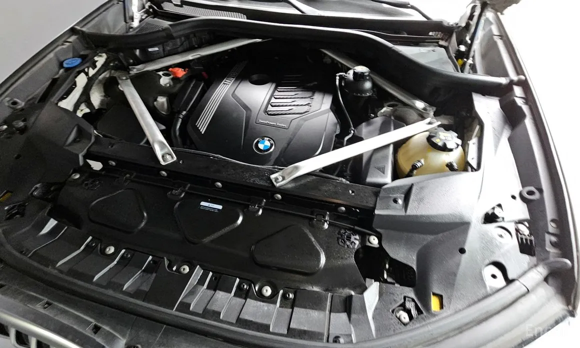 BMW X7 2019 xDrive 40i Design Pure Excellence 7-Seater