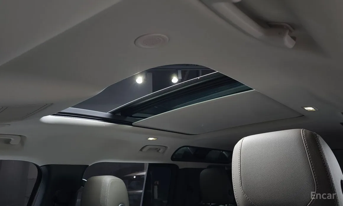 Land Rover Defender 2020 110 D250 SE