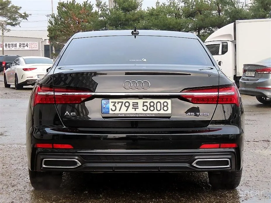 Audi A6 2019 45 TFSI Quattro Premium
