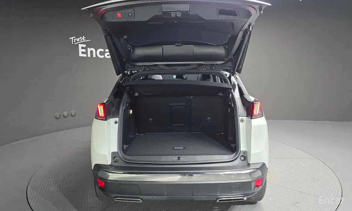 Peugeot 3008 2017 1.2 Pure Tech GT