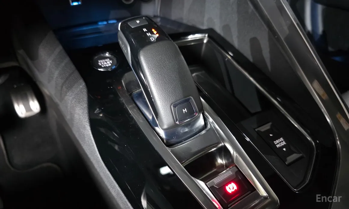 Peugeot 3008 2017 1.2 Pure Tech GT