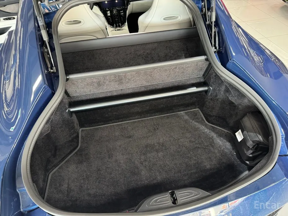 Aston Martin Vantage 2018 4.0 V8 Coupe