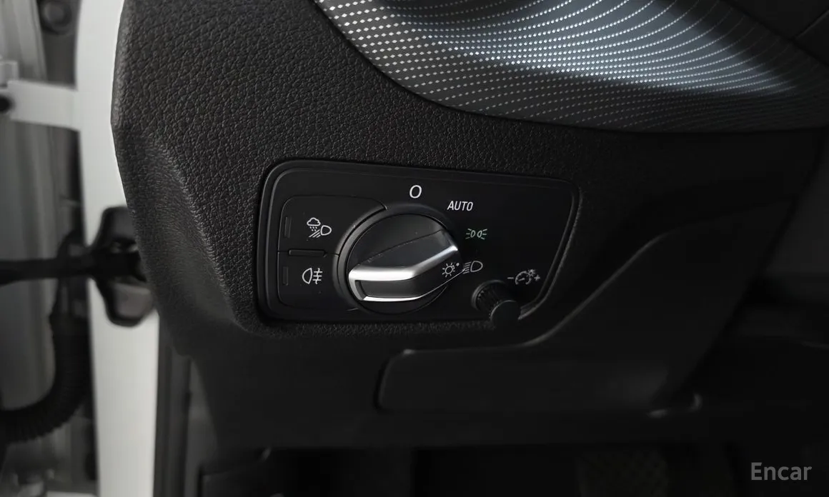 Audi Q2 2017 35 TDI Premium