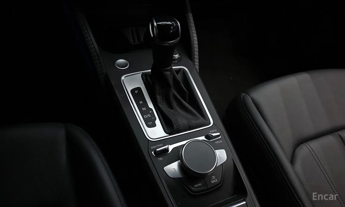 Audi Q2 2017 35 TDI Premium