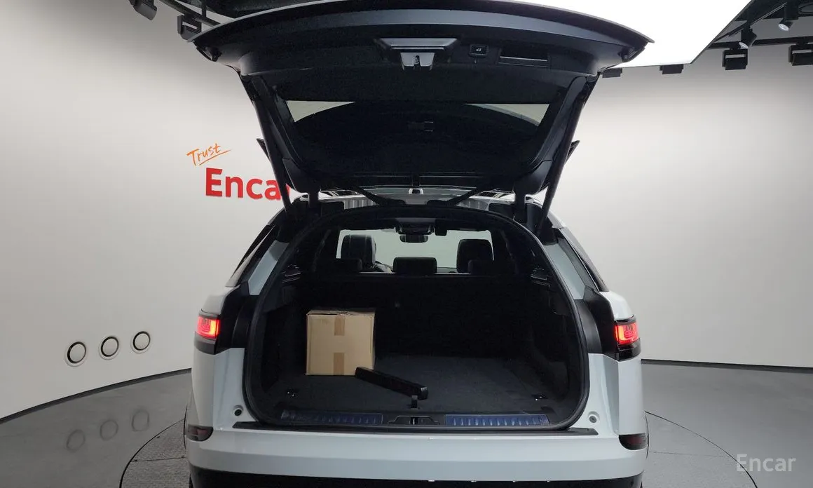 Land Rover Range Rover Velar 2017 3.0 P400 R-Dynamic HSE