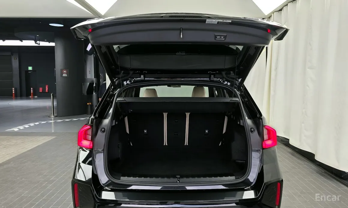 BMW X1 2023 xDrive 20i M Sport