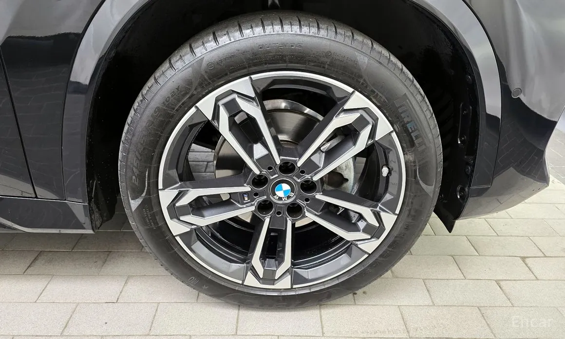 BMW X1 2023 xDrive 20i M Sport