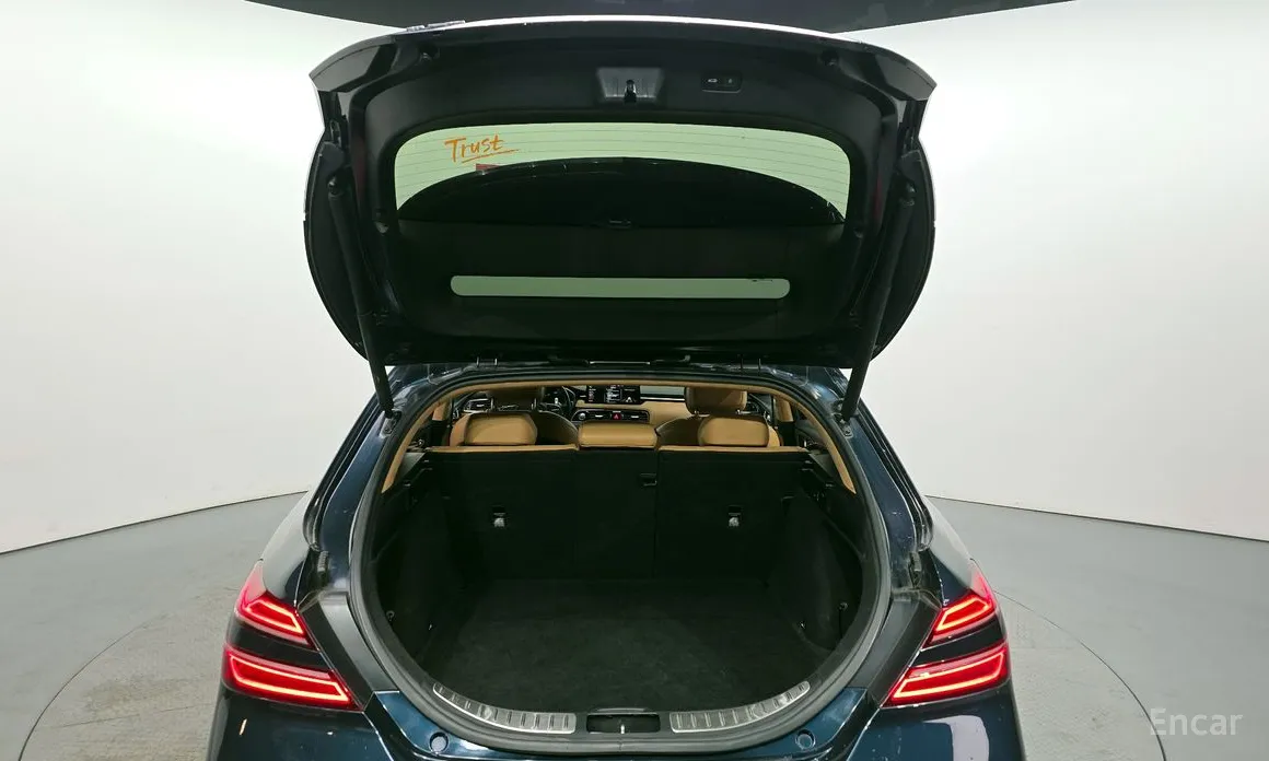 Genesis G70 2022 Gasoline 2.0T 2WD