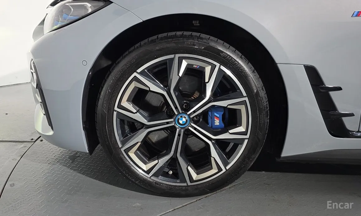 BMW i4 2021 eDrive40 M Sports Pro