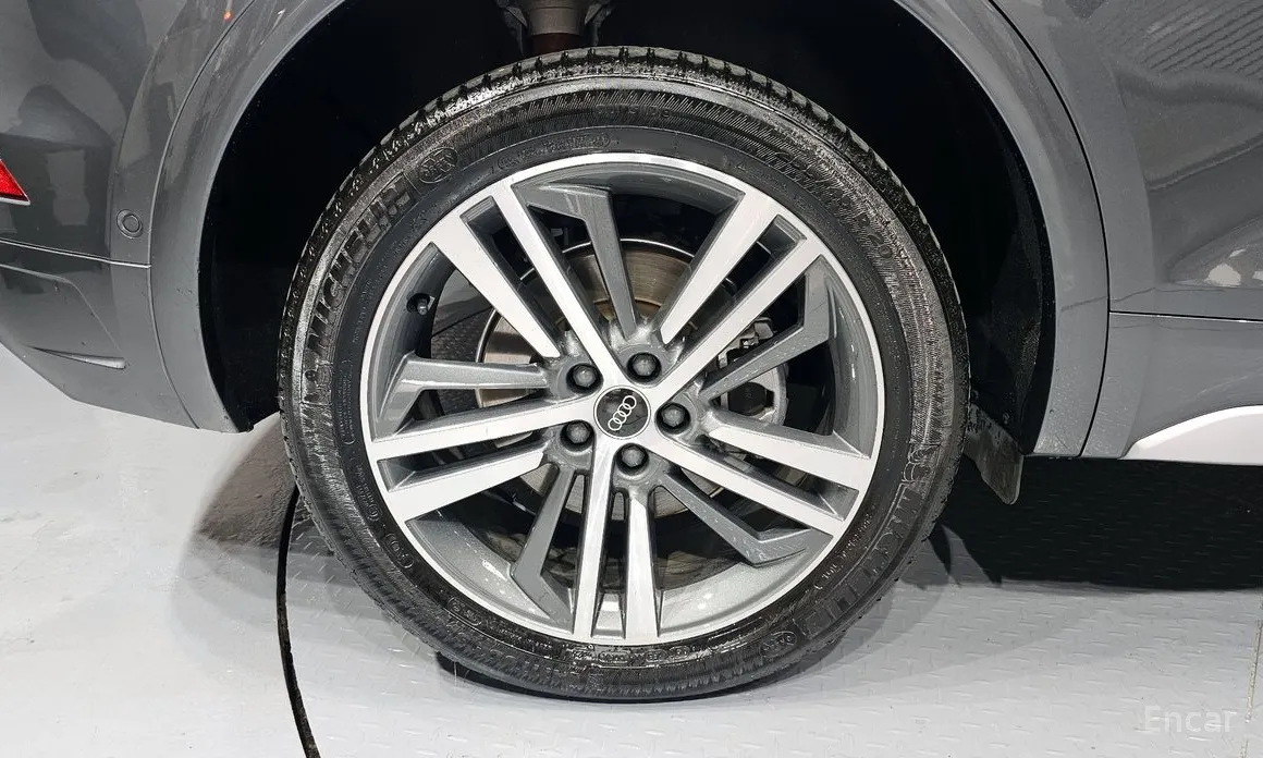 Audi Q5 2017 45 TFSI Quattro Premium