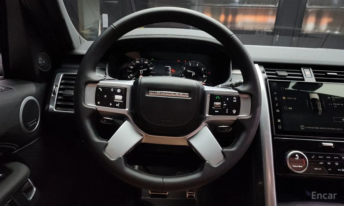 Land Rover Discovery 2017 P360 Dynamic HSE