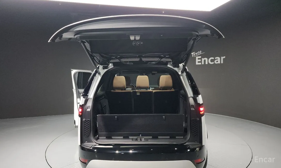 Land Rover Discovery 2017 P360 Dynamic HSE