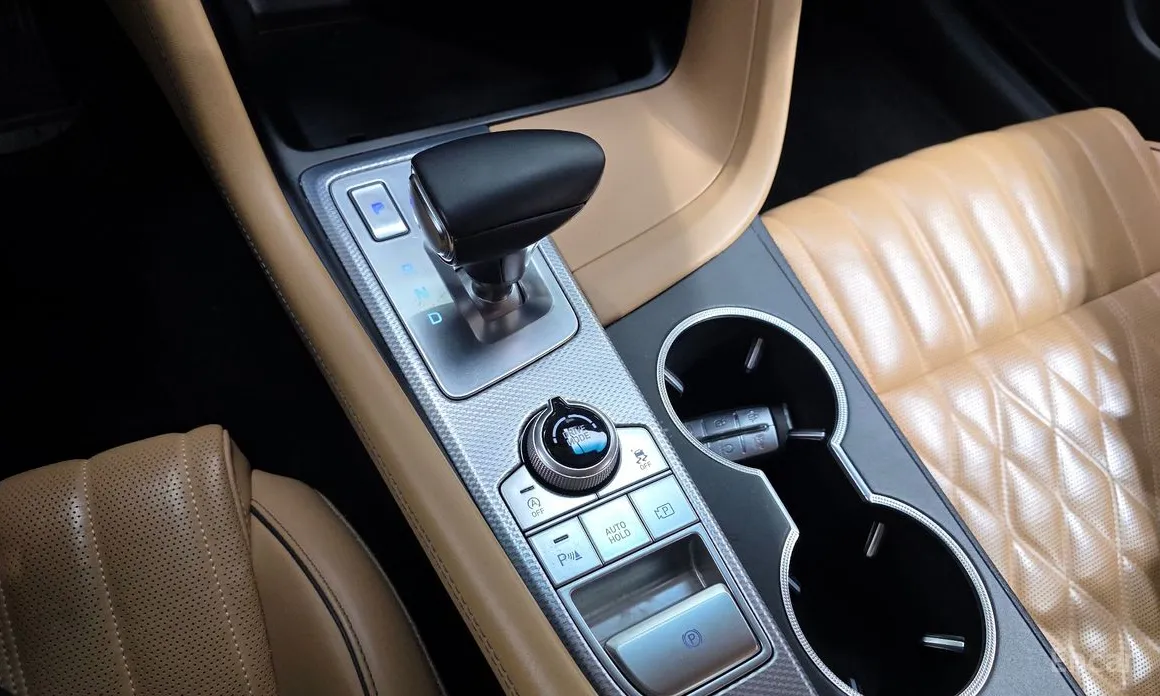 Genesis G70 2022 Gasoline 2.0T 2WD