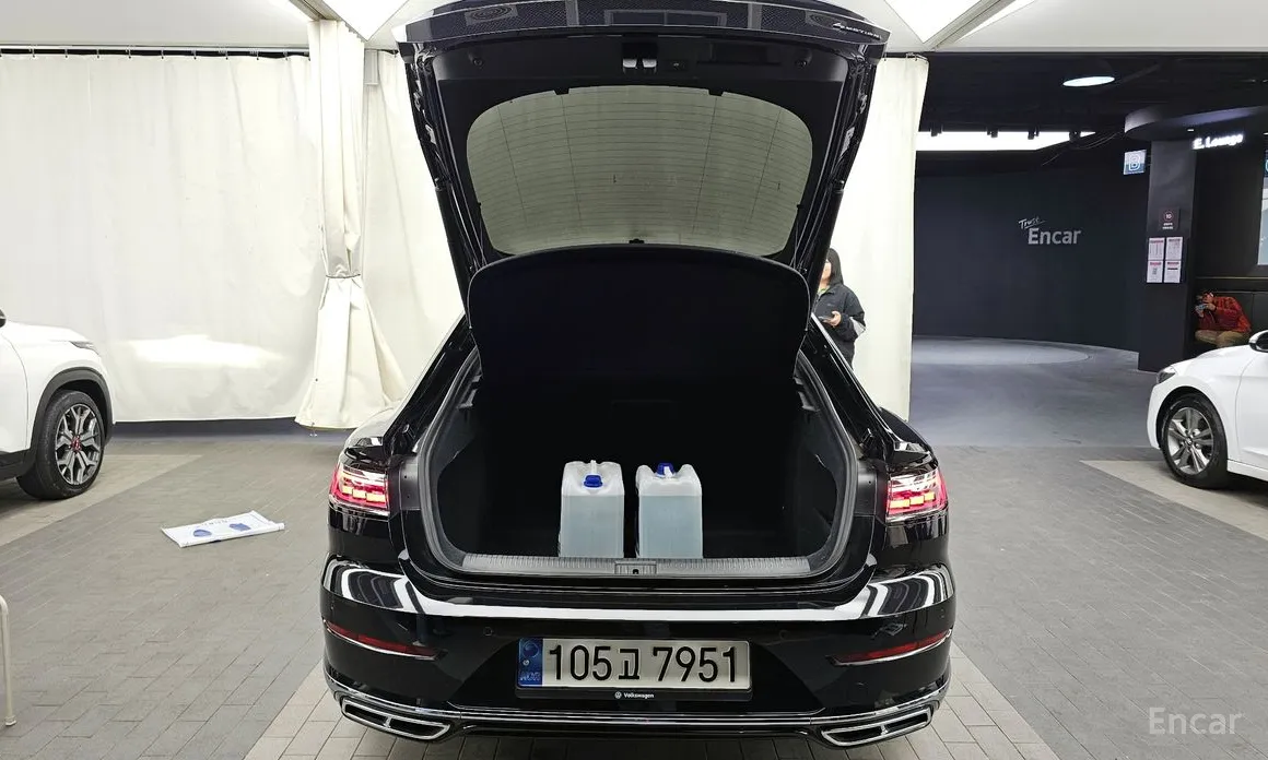 Volkswagen Arteon 2018 2.0 TDI R-LIINE 4Motion