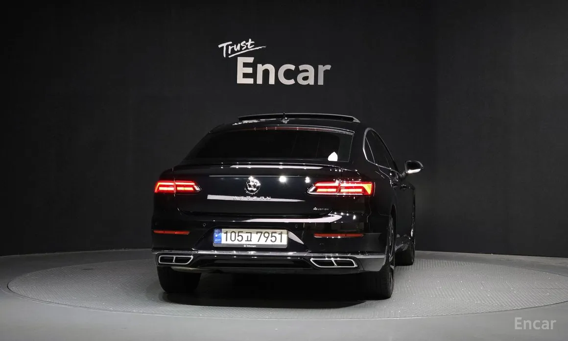 Volkswagen Arteon 2018 2.0 TDI R-LIINE 4Motion