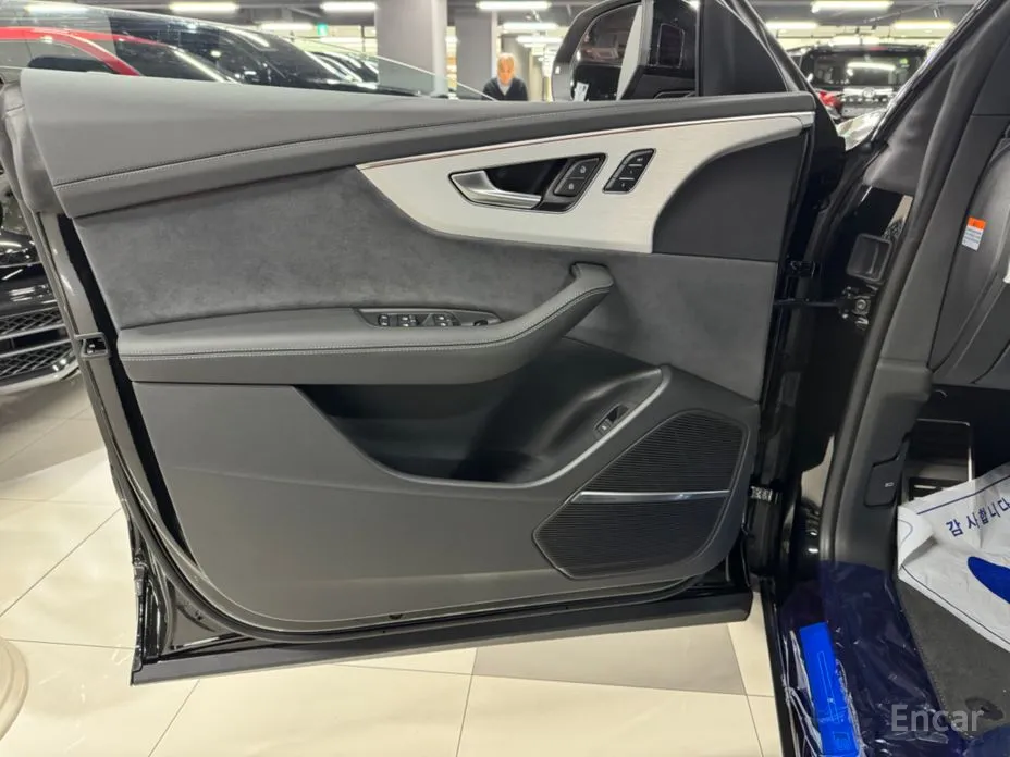 Audi Q8 2018 55 TFSI Quattro Premium