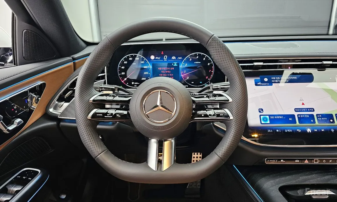 Mercedes-Benz E-Class 2024 E200 Avantgarde Limited