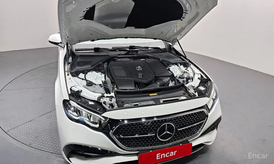 Mercedes-Benz E-Class 2024 E200 Avantgarde Limited