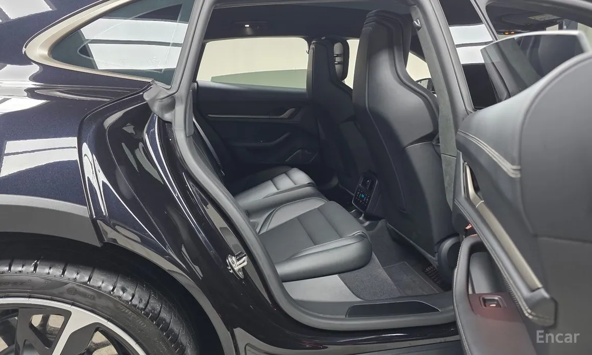 Porsche Taycan 2020 Turbo Cross Turismo