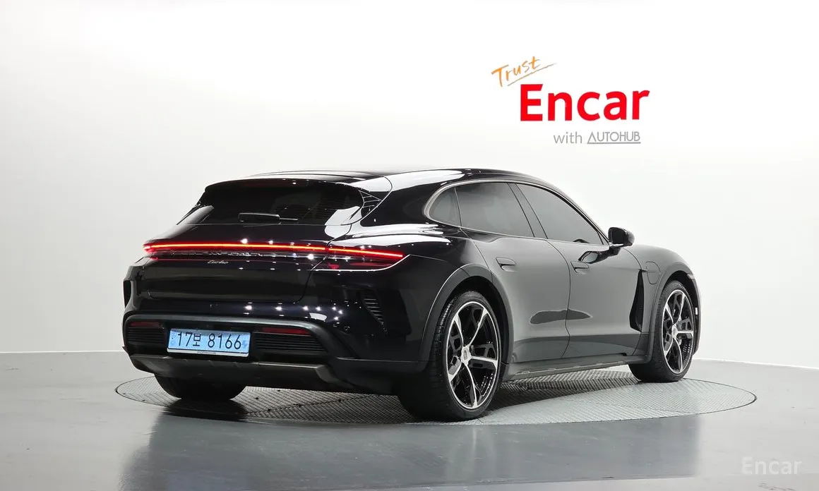 Porsche Taycan 2020 Turbo Cross Turismo