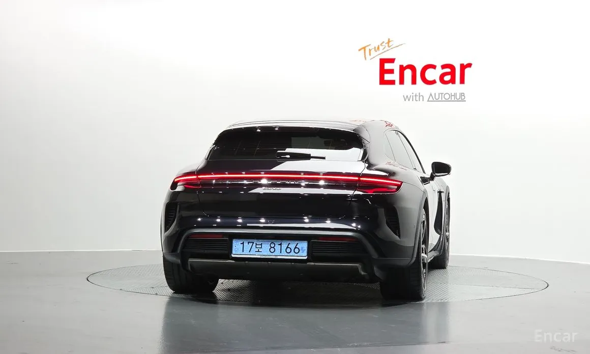 Porsche Taycan 2020 Turbo Cross Turismo