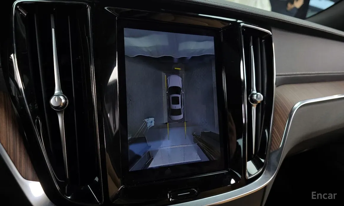 Volvo S60 2019 B5 Ultimate Bright