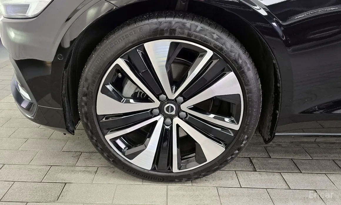 Volvo S60 2019 B5 Ultimate Bright