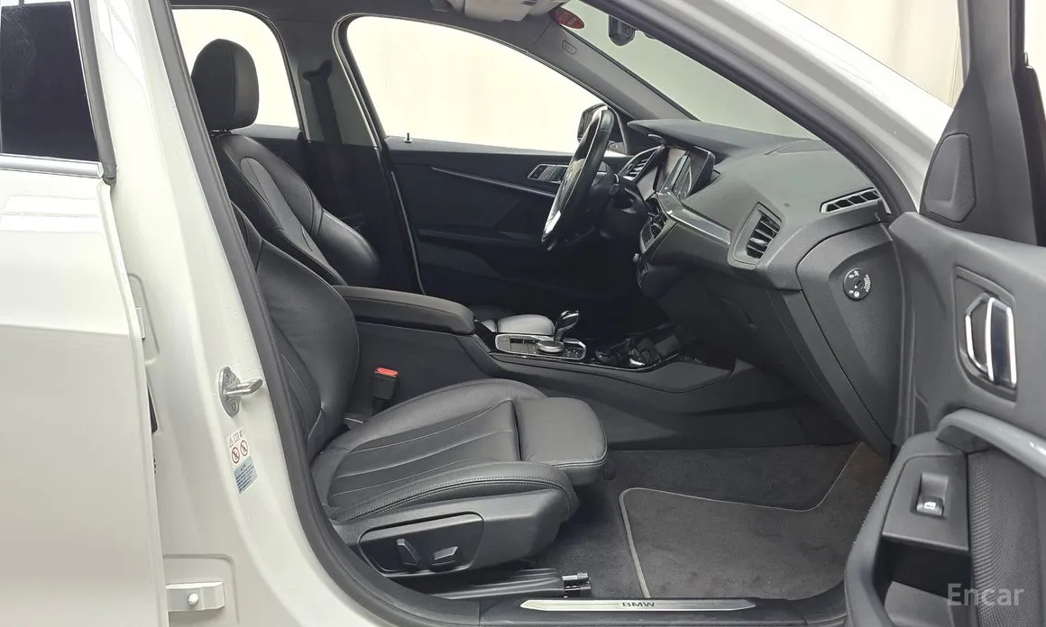 BMW 1 Series 2020 120i Sports