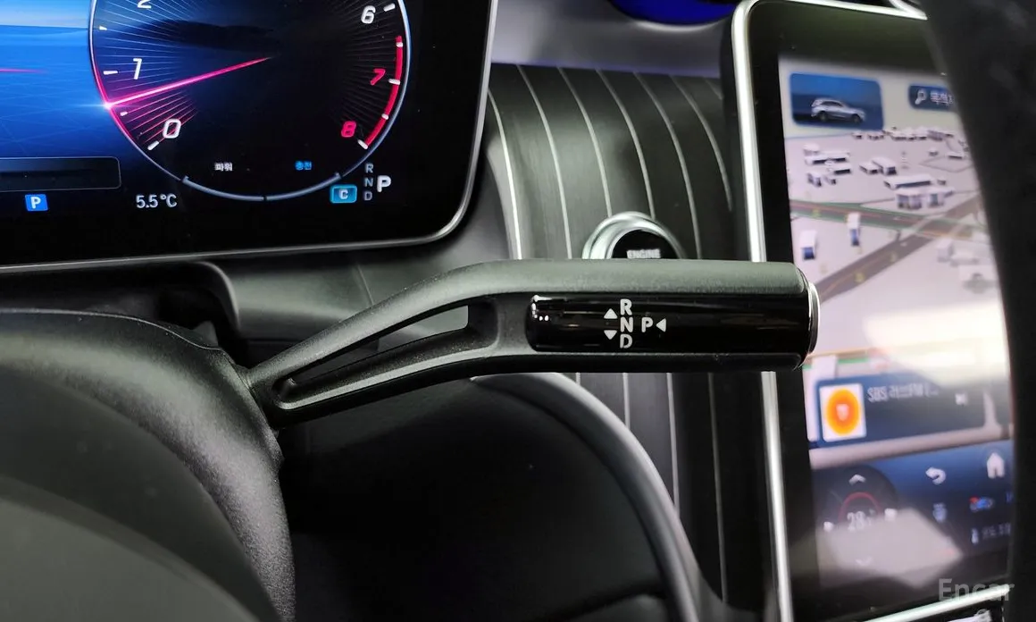 Mercedes-Benz GLC-Class 2023 GLC300 4MATIC AMG Line