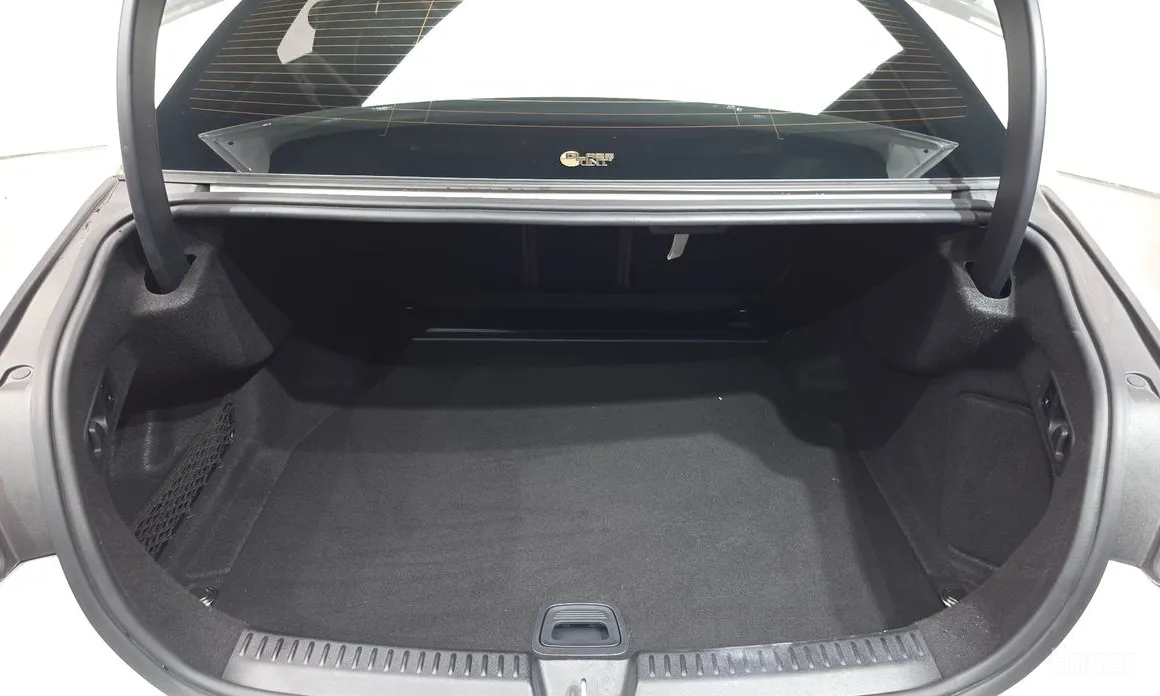 Mercedes-Benz E-Class 2024 E300 4MATIC AMG Line