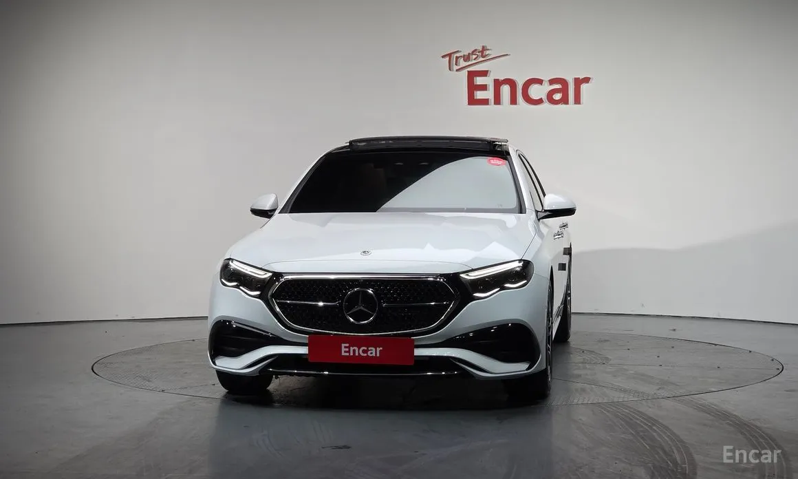 Mercedes-Benz E-Class 2024 E300 4MATIC AMG Line