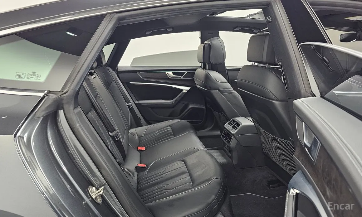 Audi A7 2018 55 TFSI Quattro Premium