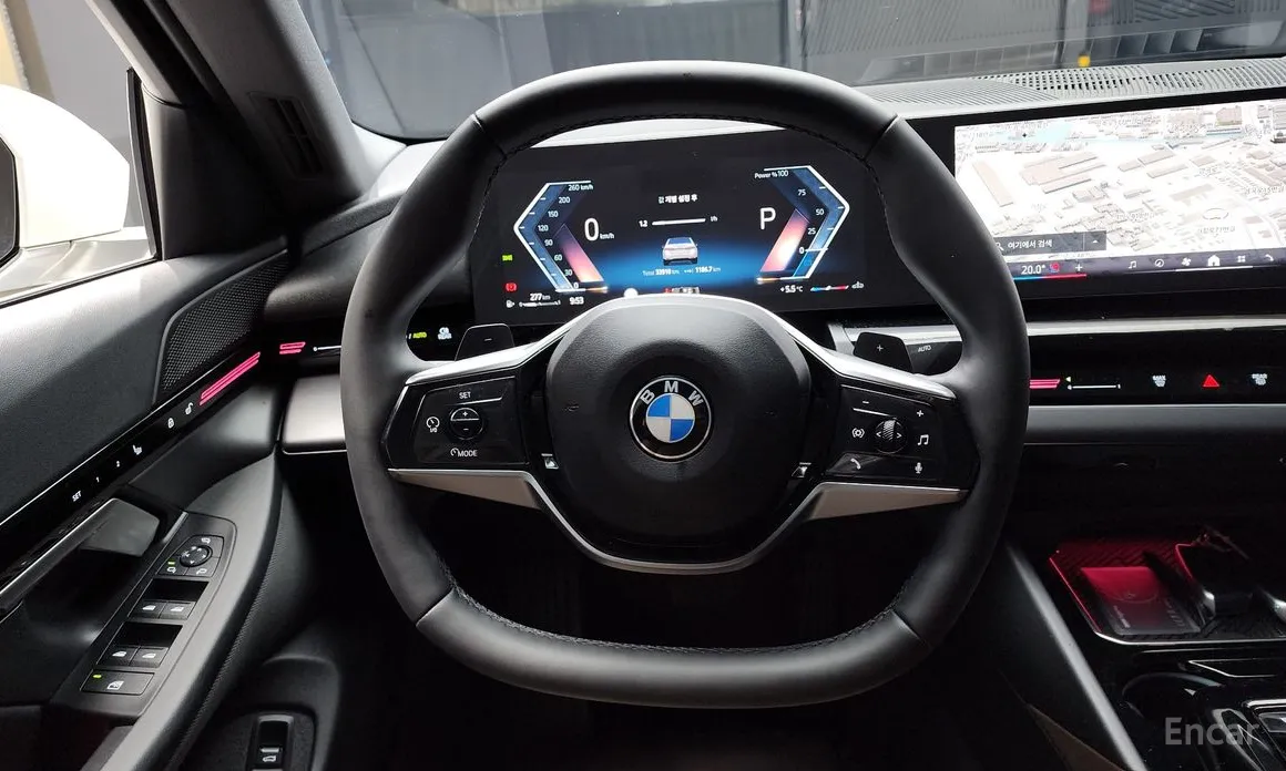 BMW 5 Series 2023 520i