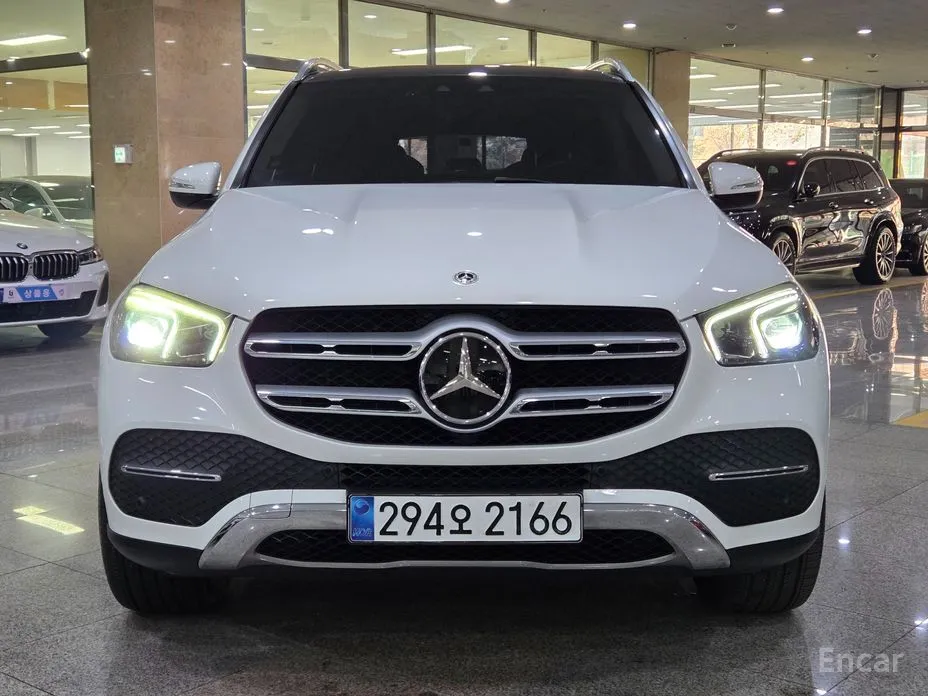 Mercedes-Benz GLE-Class 2019 GLE300d 4MATIC