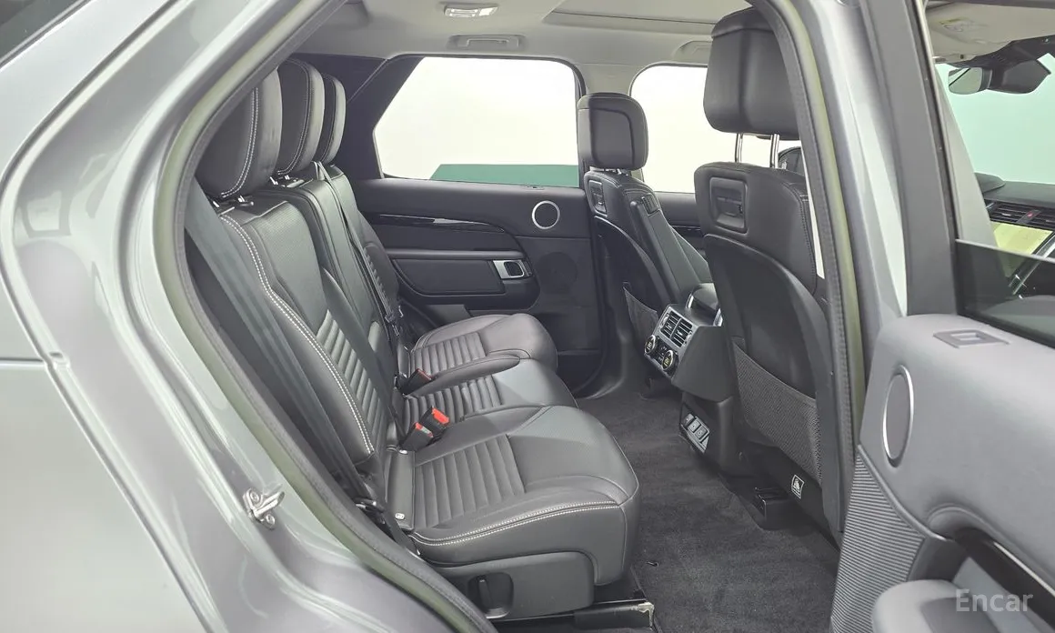 Land Rover Discovery 2017 2.0 P300 SE