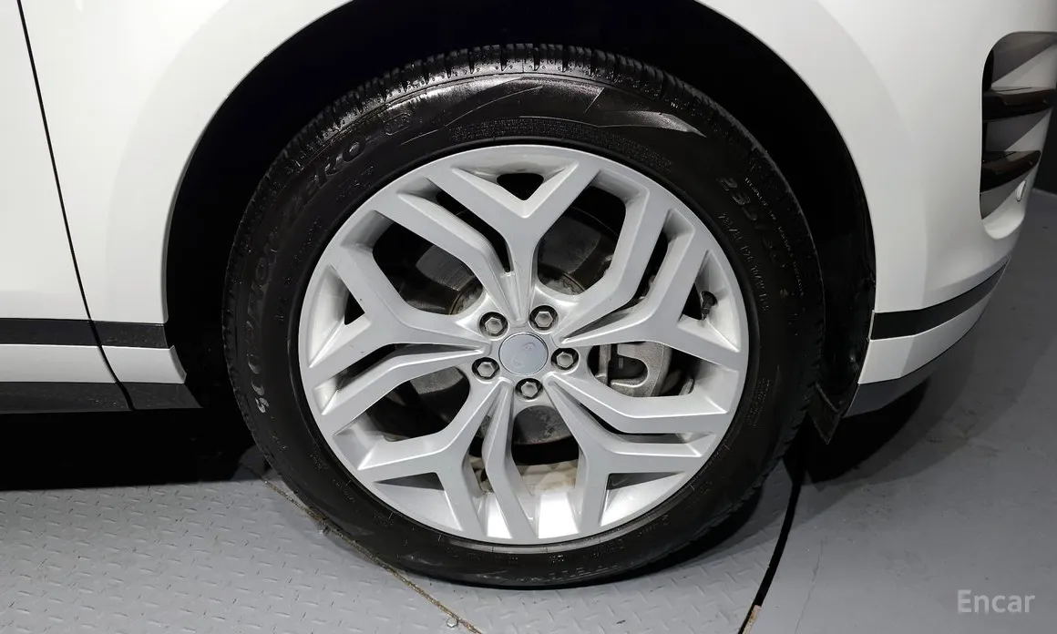 Land Rover Range Rover Evoque 2019 P250 R-Dynamic SE