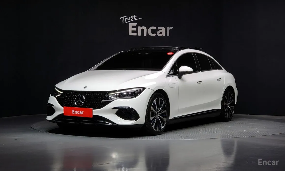 Mercedes-Benz EQE 2022 EQE350+
